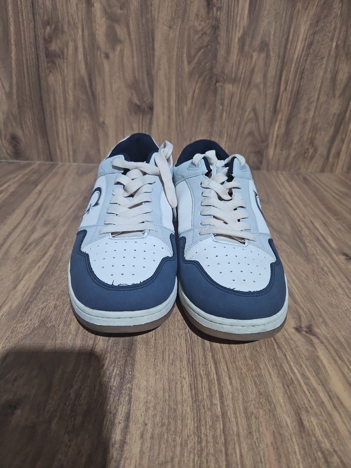 Kadın Gri Beyaz Bağcıklı Spor Ayakkabı - Görsel 4