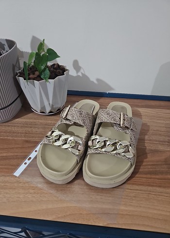 39 Beden camel Renk Guess Terlik