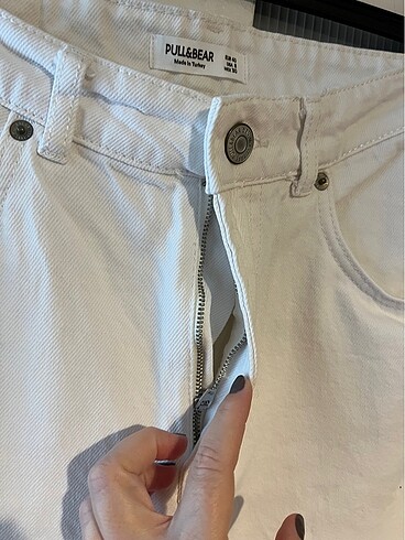 l Beden Pull and bear beyaz kot