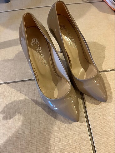Versace 19v69 stiletto ten rengi