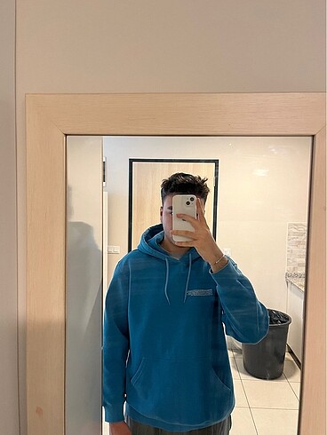 H&M sweatshirt