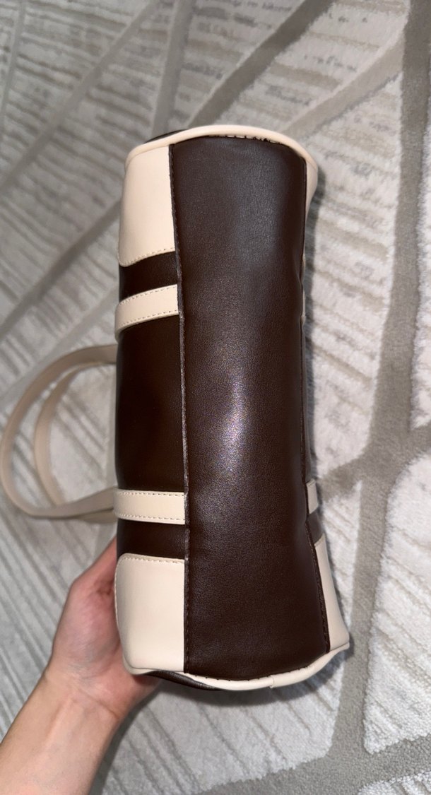 Bej Detaylı Koyu Kahverengi Deri Kadın Çanta - Görsel 4