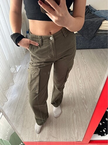Pull and Bear yüksek bel kargo pantolon