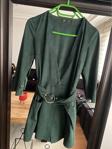 Zara xs beden yeşil nubuk şort elbise
