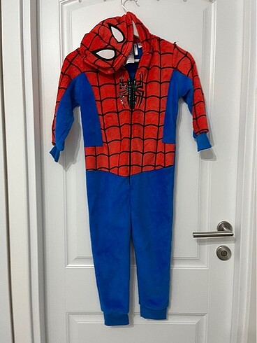 Spiderman kostüm pijama havlu
