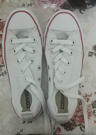 36 Beden beyaz converse