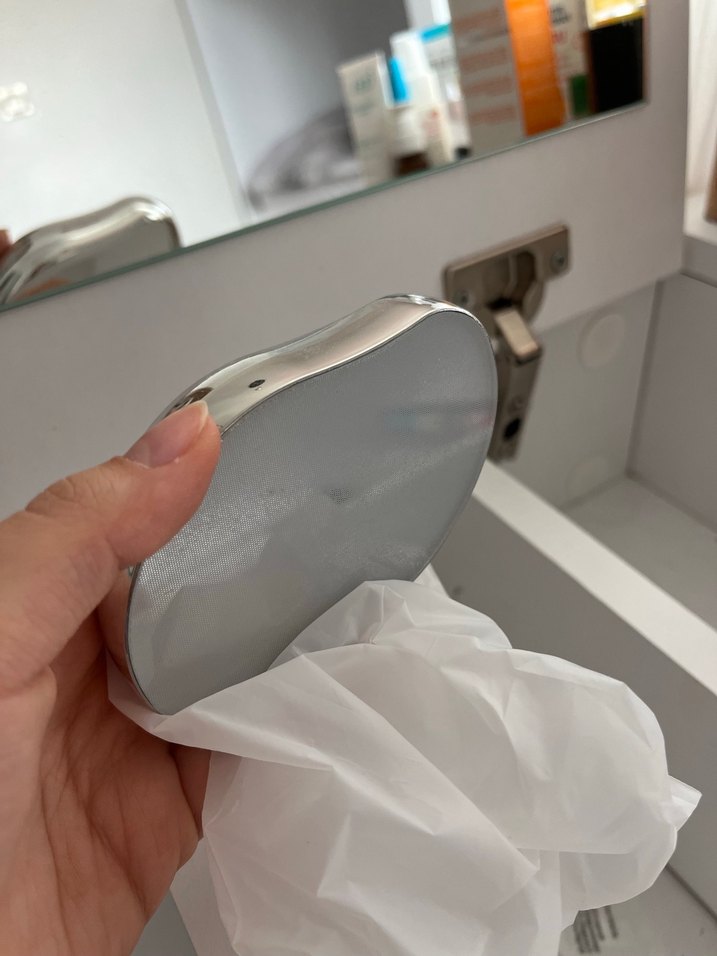 Parlak Beyaz Yüz Temizleme Cihazı - Görsel 2