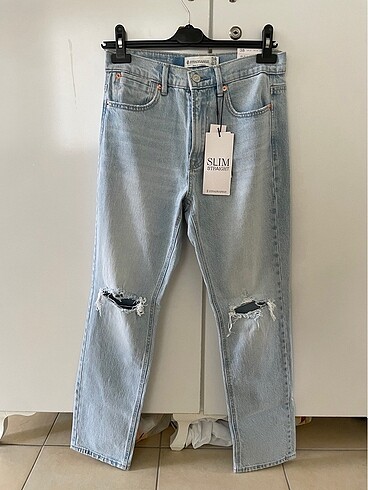 38 Beden mavi Renk Stradivarius jean