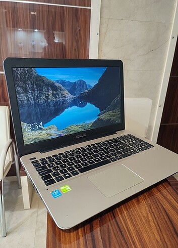 TEMİZ ASUS LAPTOP !
