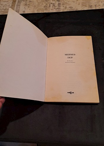 Mehmed Akif Karakter Heykelinin Anatomisi Kitabı - Görsel 4