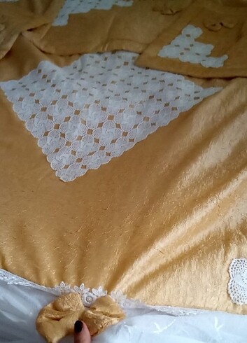 El Yapimı Dantelli Yatak Örtüsü - Görsel 5