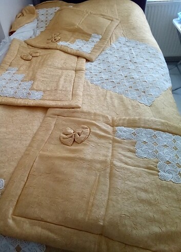 El Yapimı Dantelli Yatak Örtüsü - Görsel 6