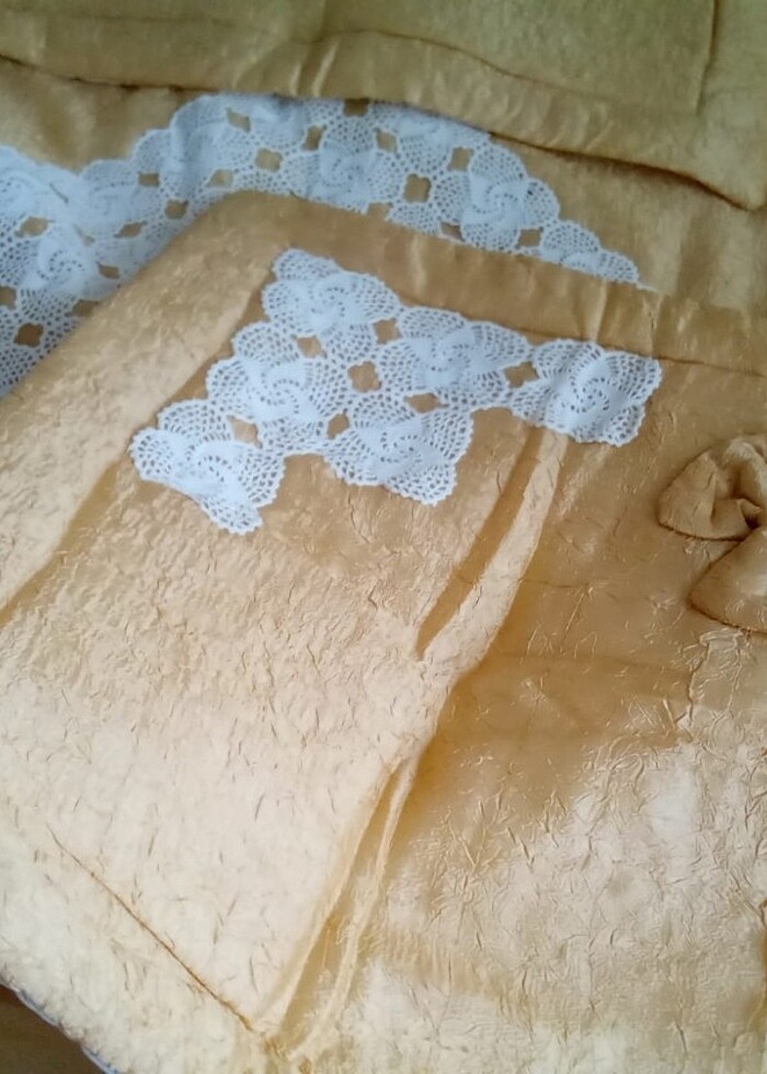 El Yapimı Dantelli Yatak Örtüsü - Görsel 4