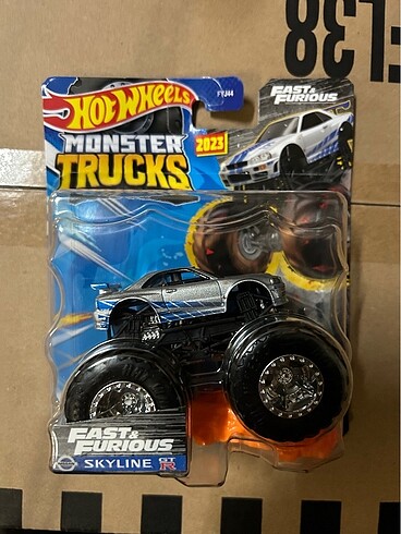 HOTWHEELS MONSTER TRUCK