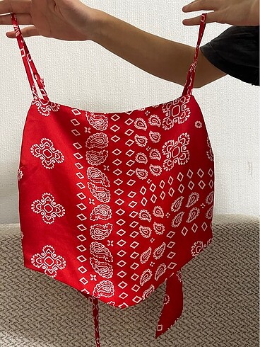 Stradivarius Crop