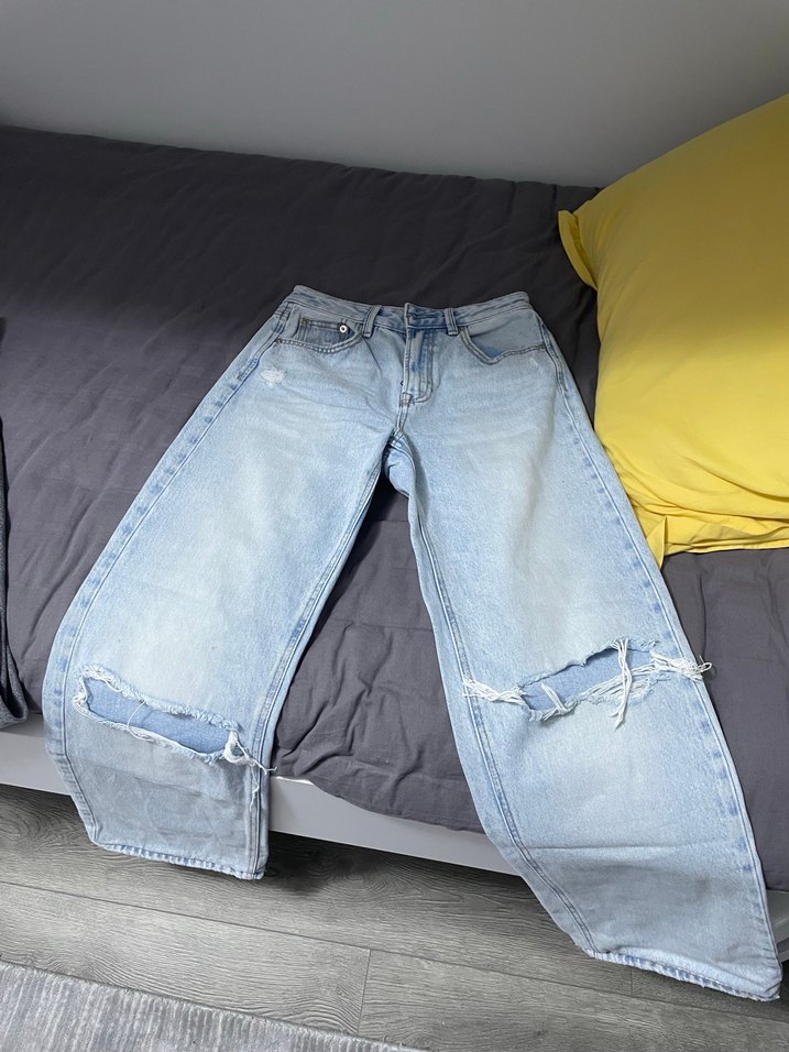 Stradivarius D92 Yırtık Bol Kesim Jean - Görsel 3