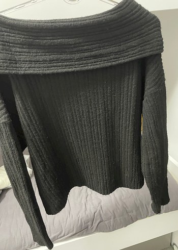 Siyah Kayık Yaka Örgü Kadın Kazak - Görsel 2