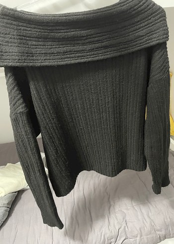 Siyah Kayık Yaka Örgü Kadın Kazak - Görsel 3