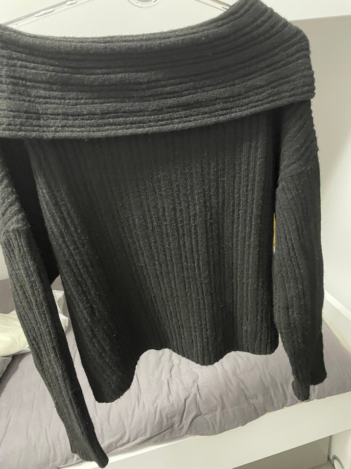 Siyah Kayık Yaka Örgü Kadın Kazak - Görsel 2