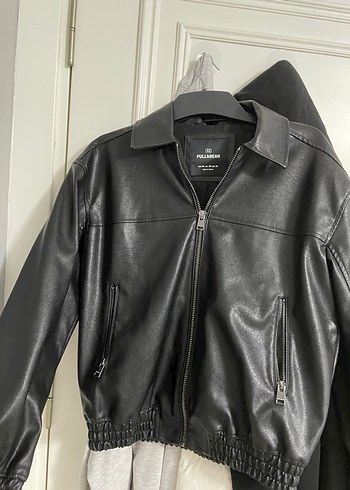 Kadın Siyah Deri Ceket Rahat Kesim - Görsel 3