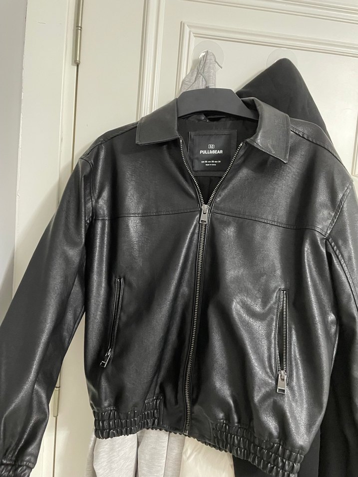 Kadın Siyah Deri Ceket Rahat Kesim - Görsel 3