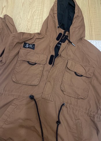 Bershka keten yağmurluk