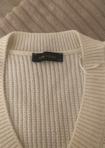 V Yaka Beyaz Kadın Triko Süveter - Görsel 3