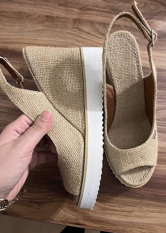 Tommy hilfiger dolgu topuklu ayakkabı - Görsel 3