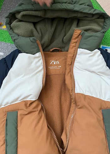 Kapüşonlu Çok Renkli Erkek Çocuk Mont - Görsel 2