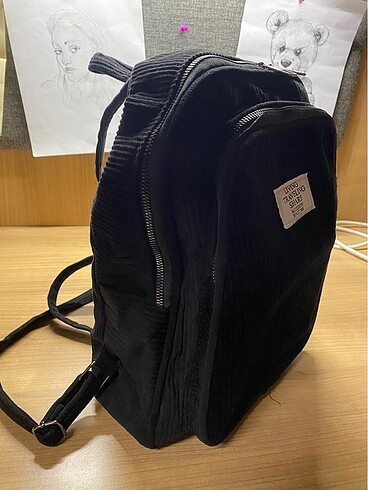  Beden Orta boyut siyah sırt çantası