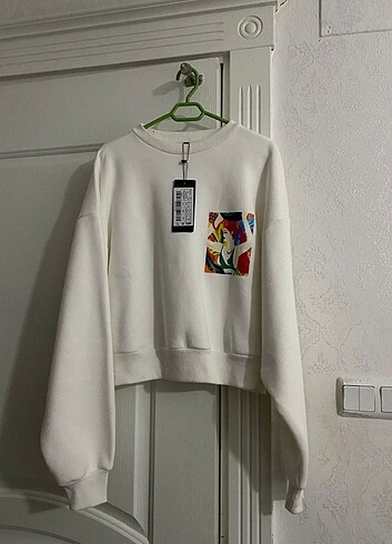 Beyaz sweatshirt 