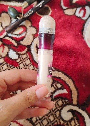 Maybelline Maybelline Light Renkli Kapatıcı 1 kere tek kullandım
