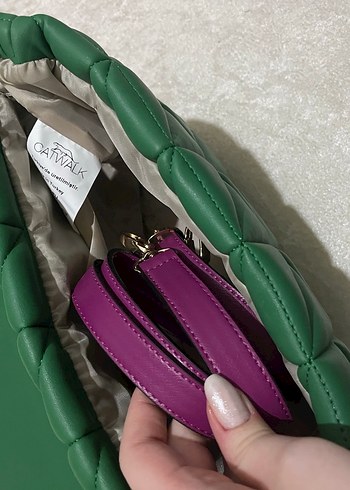 Yeşil Deri Zincir Detaylı Kadın Çanta - Görsel 4