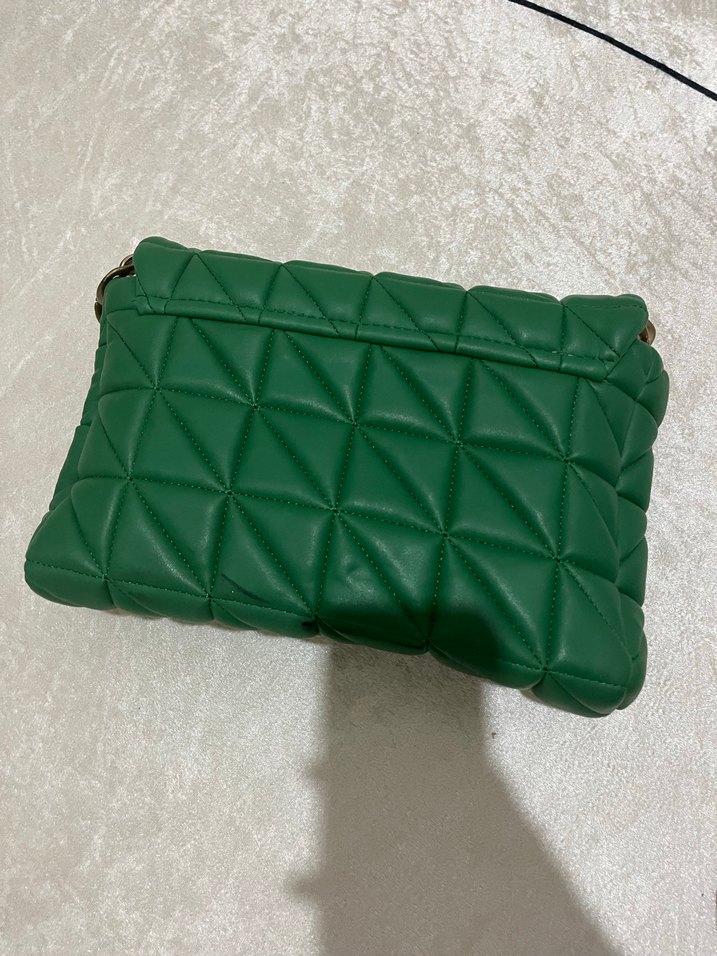 Yeşil Deri Zincir Detaylı Kadın Çanta - Görsel 3