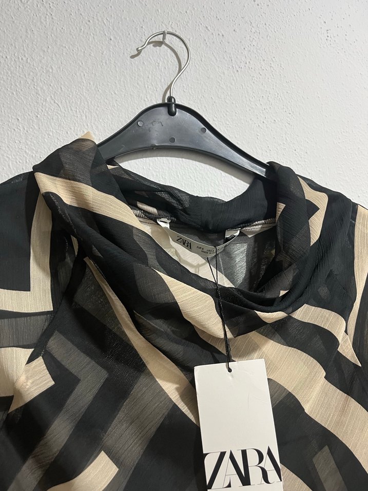 Zebra Desenli Siyah Uzun Kollu Bluz - Görsel 4