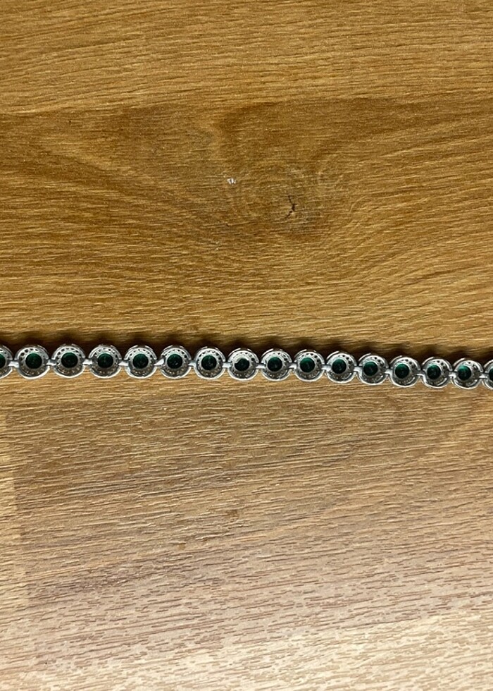 Yeşil zümrüt ve beyaz  taşlı bayan bileklik yeni gümüş - Görsel 4