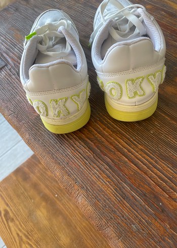 Beyaz Bağcıklı Kadın Spor Ayakkabı - Görsel 2