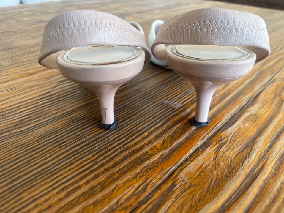 Beyaz Stiletto Topuklu Kadın Klasik Ayakkabı - Görsel 2