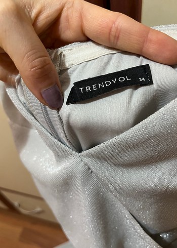 Gri Uzun Askılı Drapeli V Yaka Abiye Elbise - Görsel 6