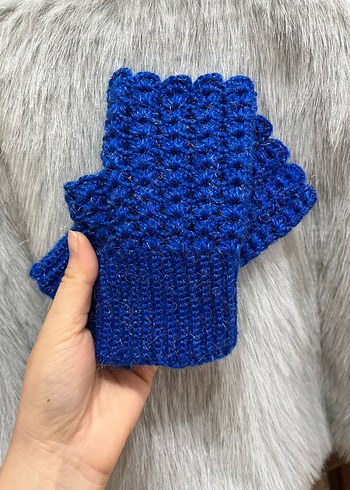 Mavi Örgü Parmaksız Kadın Eldiveni - Görsel 2