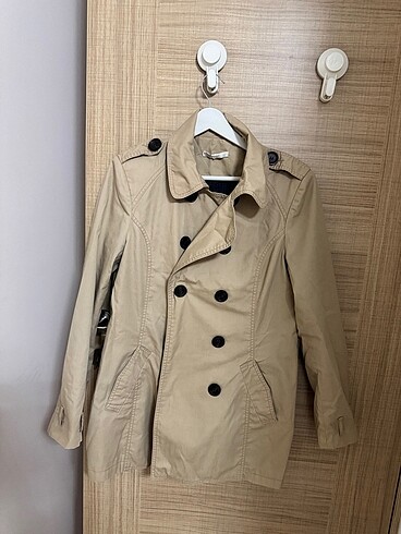 Stradivarius trençkot