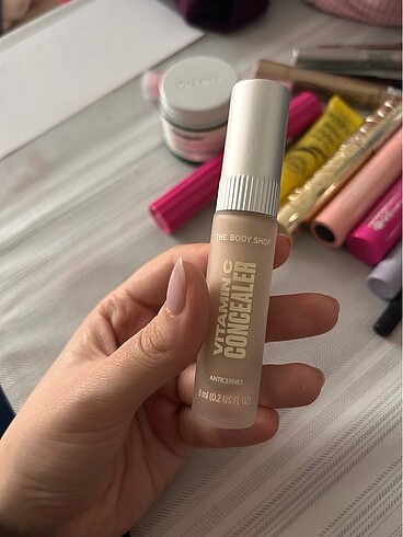 The Body Shop kapatıcı concealer