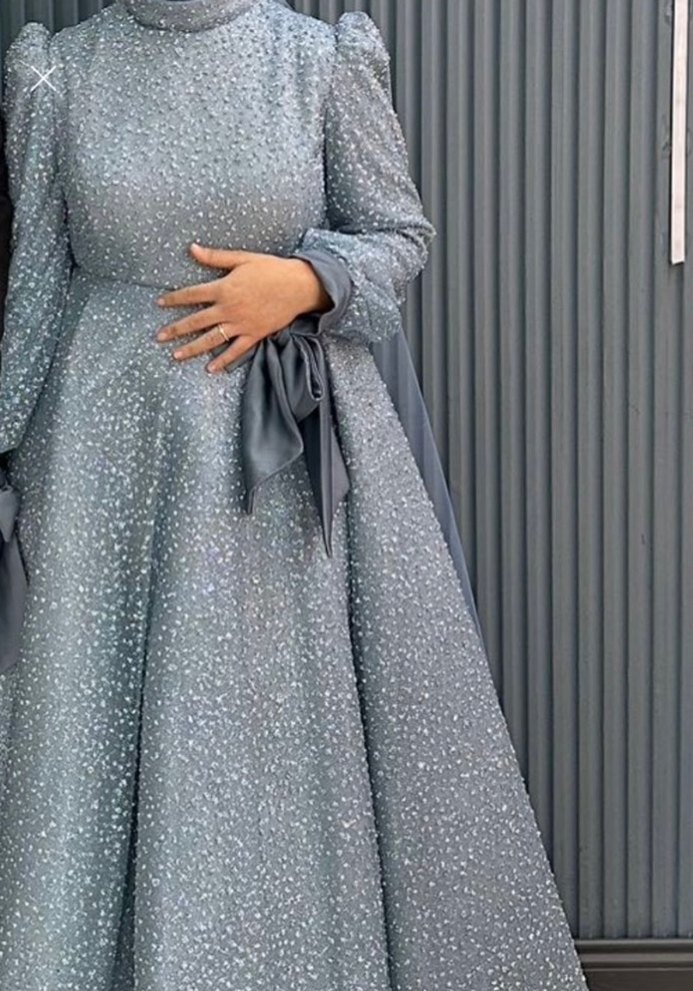 Mavi İşlemeli Uzun Abiye Elbise - Görsel 3