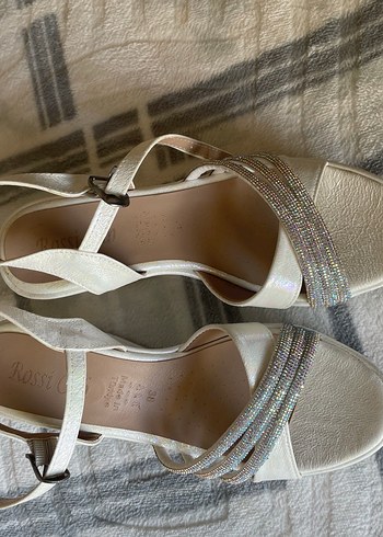 Beyaz Dolgu Topuklu Kadın Abiye Ayakkabı - Görsel 2