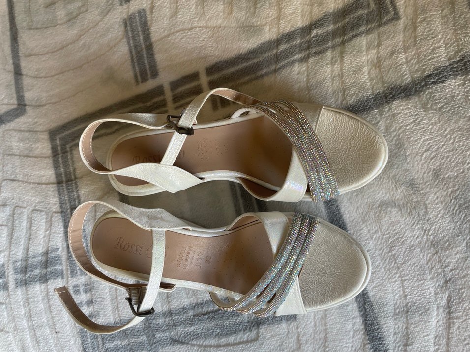 Beyaz Dolgu Topuklu Kadın Abiye Ayakkabı - Görsel 2