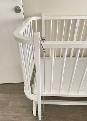 Beyaz Sallanan Bebek Beşiği - Görsel 5