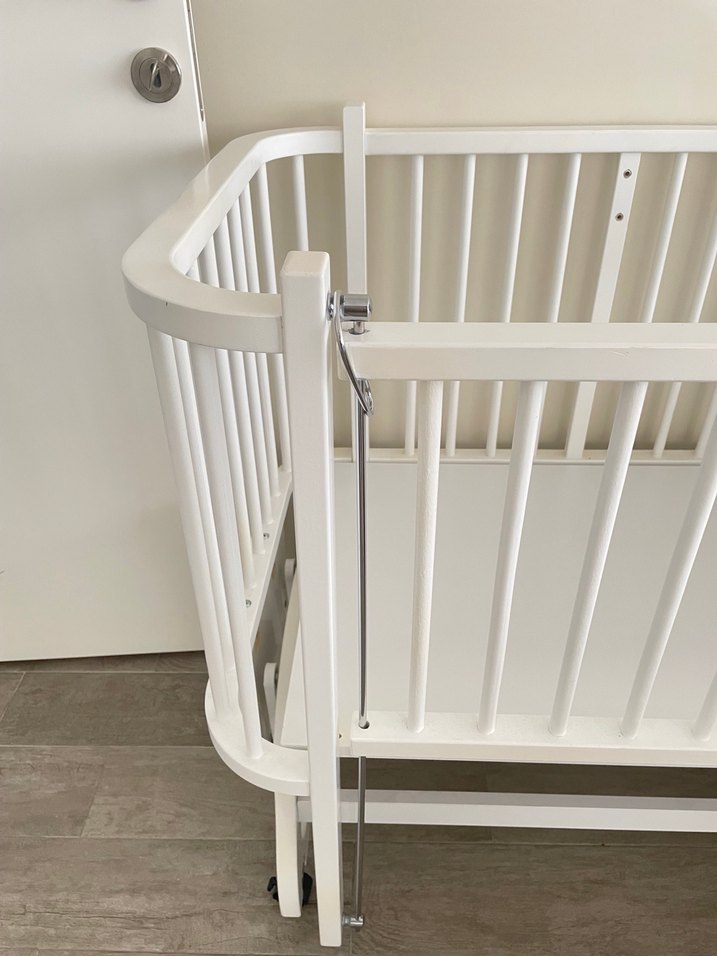 Beyaz Sallanan Bebek Beşiği - Görsel 5