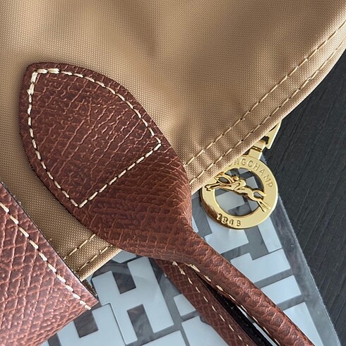 Beden orijinal Longchamp medium uzun sap taba