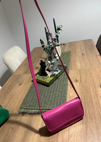 Pembe Deri Kadın Çanta Tokalı - Görsel 2