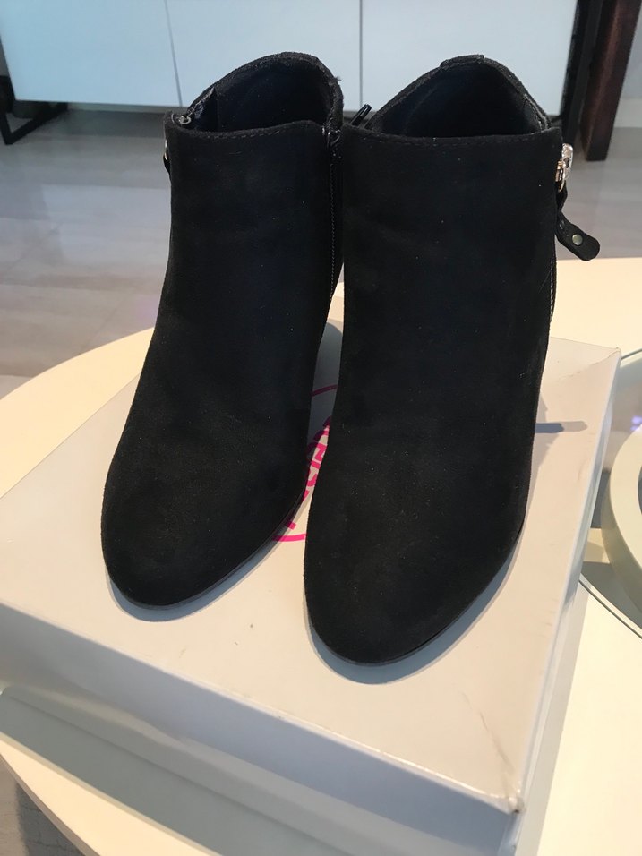 Siyah  Süet Topuklu Bot - Görsel 2